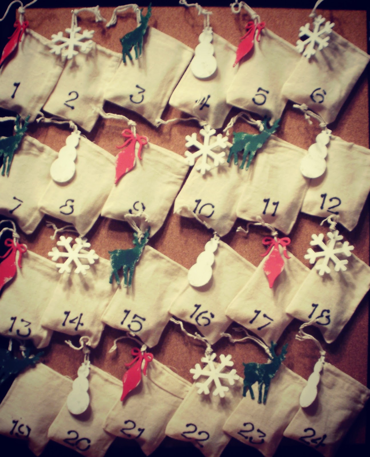 Real Livin With HSB DIY Advent Calendar