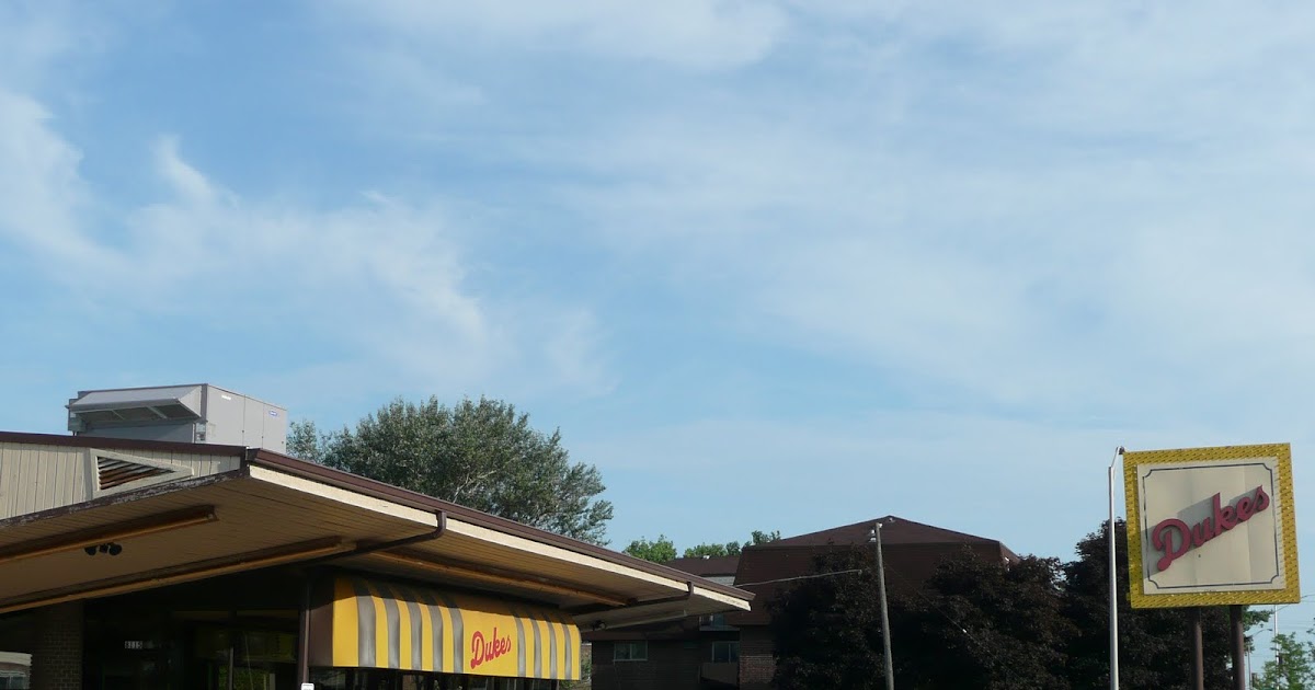 PIG OUT SPOTS Duke's DriveIn (Bridgeview, IL)