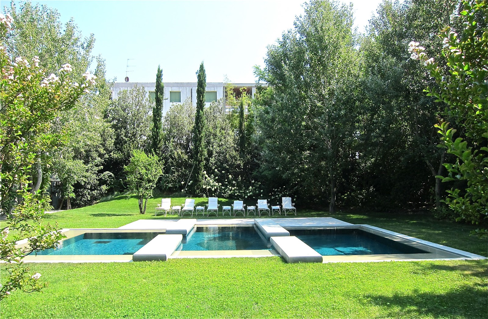 contessanally A Garden and Hotel complex in Venice