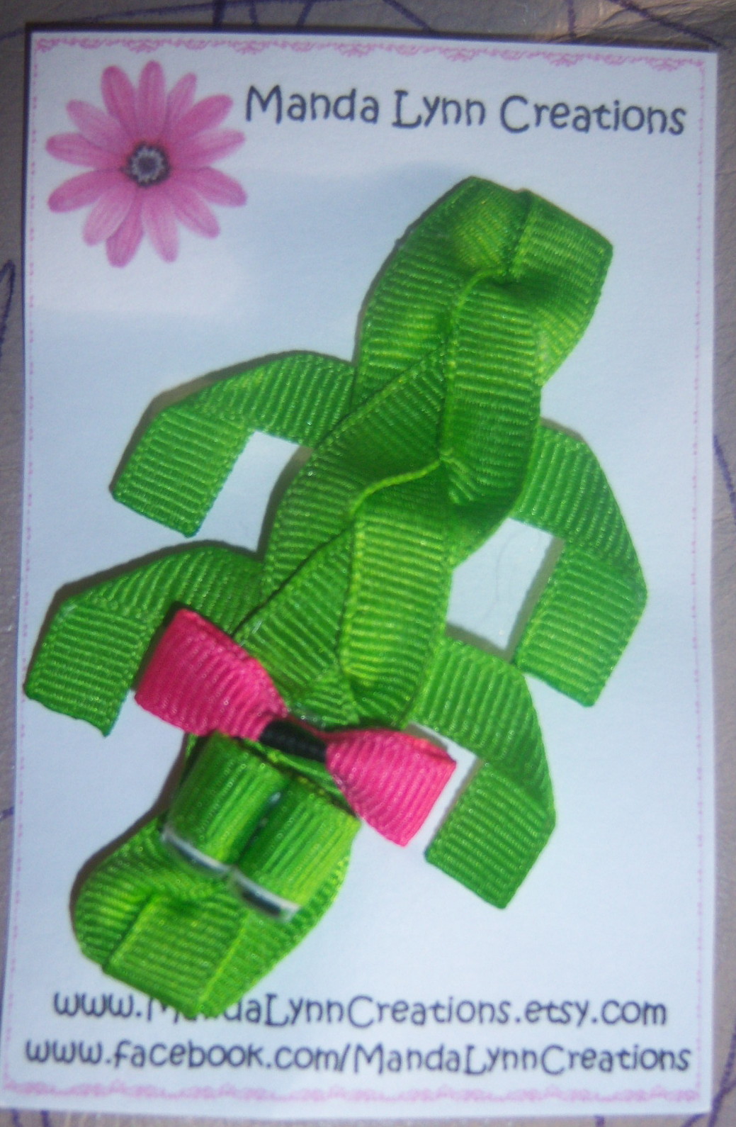 7 Kids and Us Alligator Hair Clip Review and Giveaway