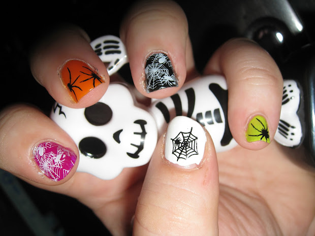 hopemarie123 halloween nail art