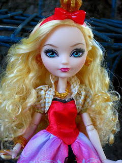 Apple White. Princess Friend  Ever after high, Fantasy doll, Ever after