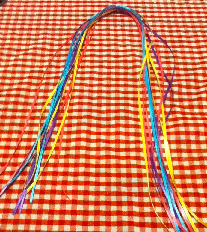 Crafty Confessions DIY Bike Basket and Streamers