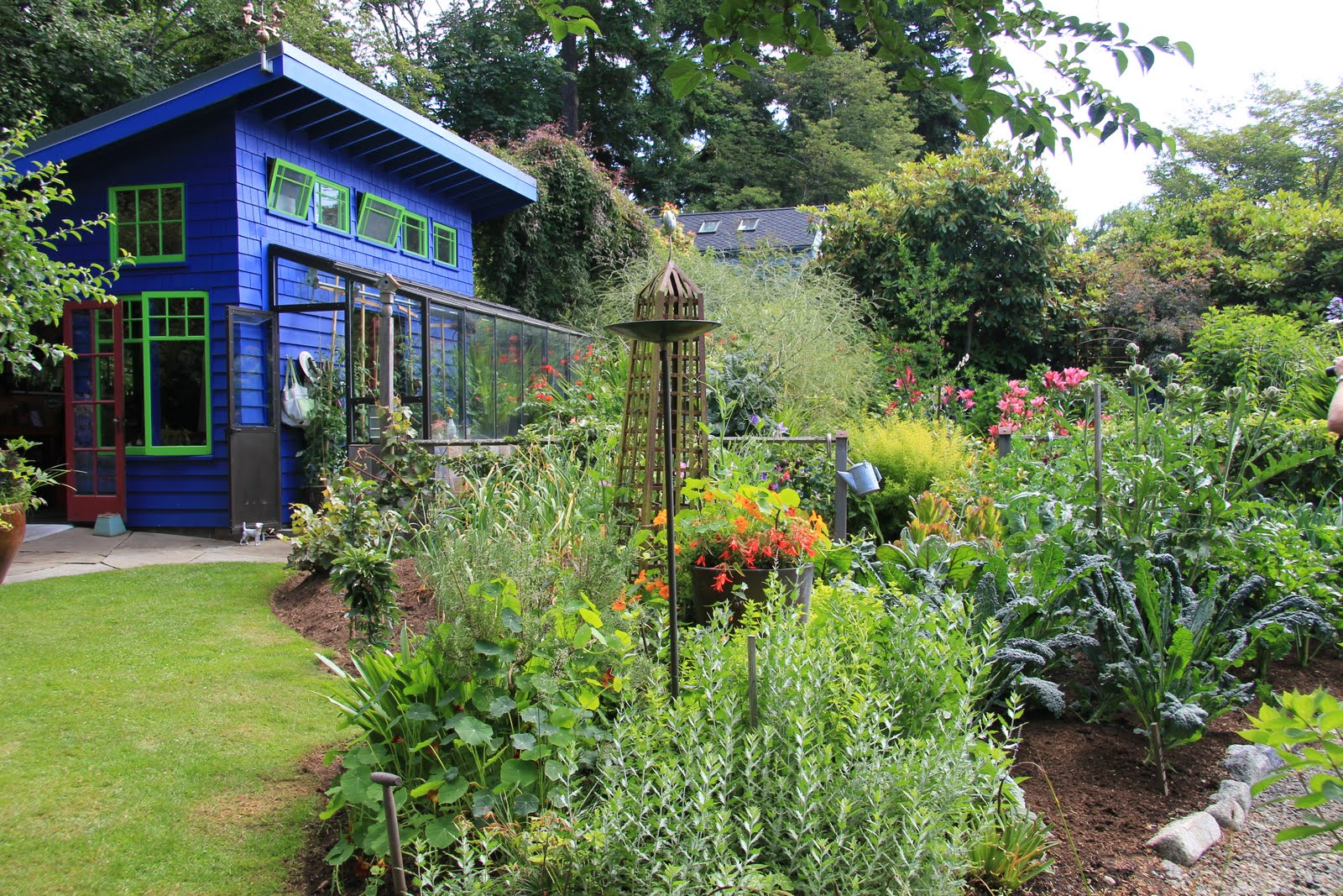 Gardening and Gardens: Private Gardens of Seattle