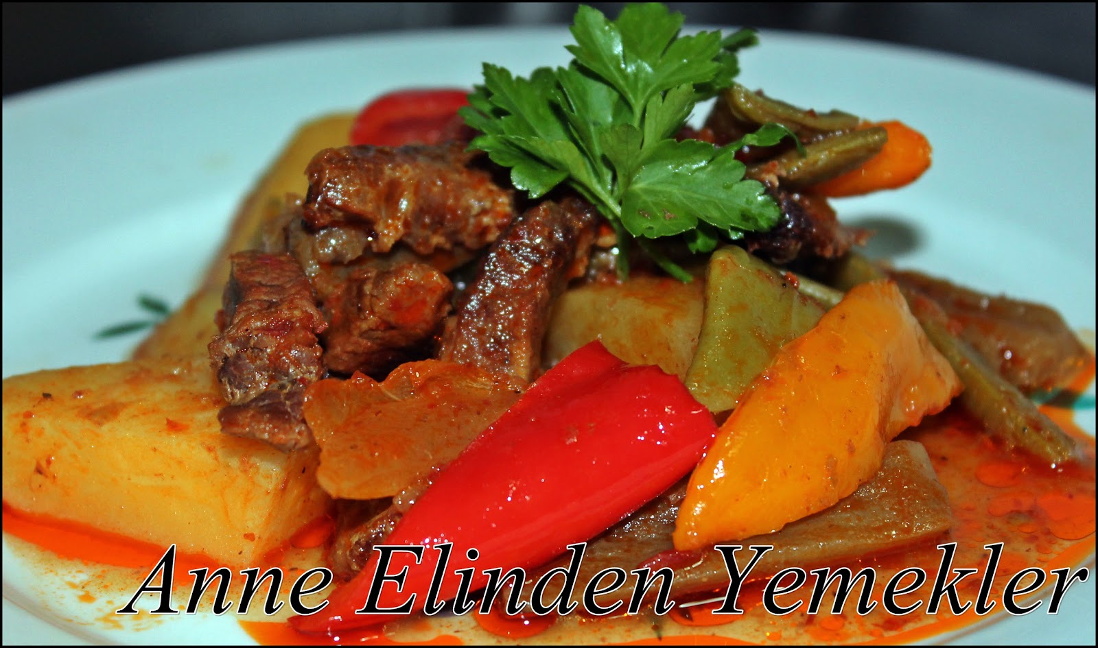 ANNE ELİNDEN YEMEKLER FIRINDA ETLİ SEBZE YEMEĞİ