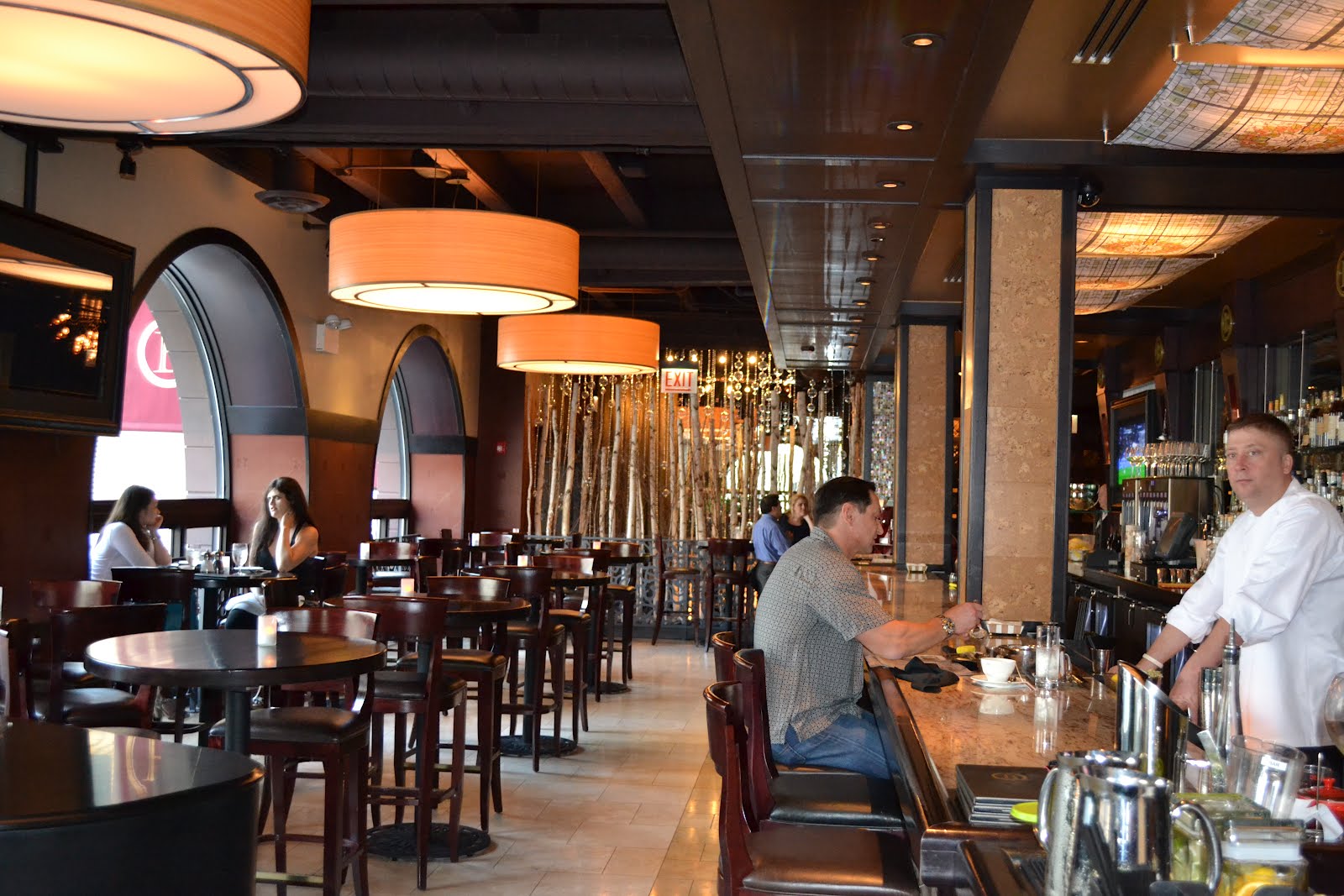 dwightthewinedoctor: Chicago&#039;s Benny&#039;s Chop House a cut above