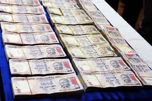 Money Kasaragod, Bangod, Karandakkad, Police, Arrest,