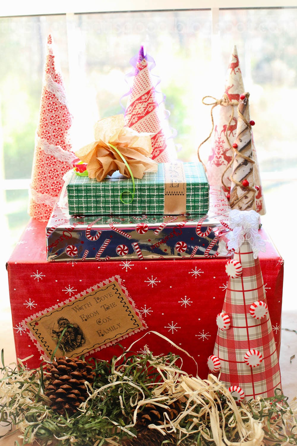 EASY CHRISTMAS PAPER CRAFTS!  Loom Knitting by This Moment is Good!