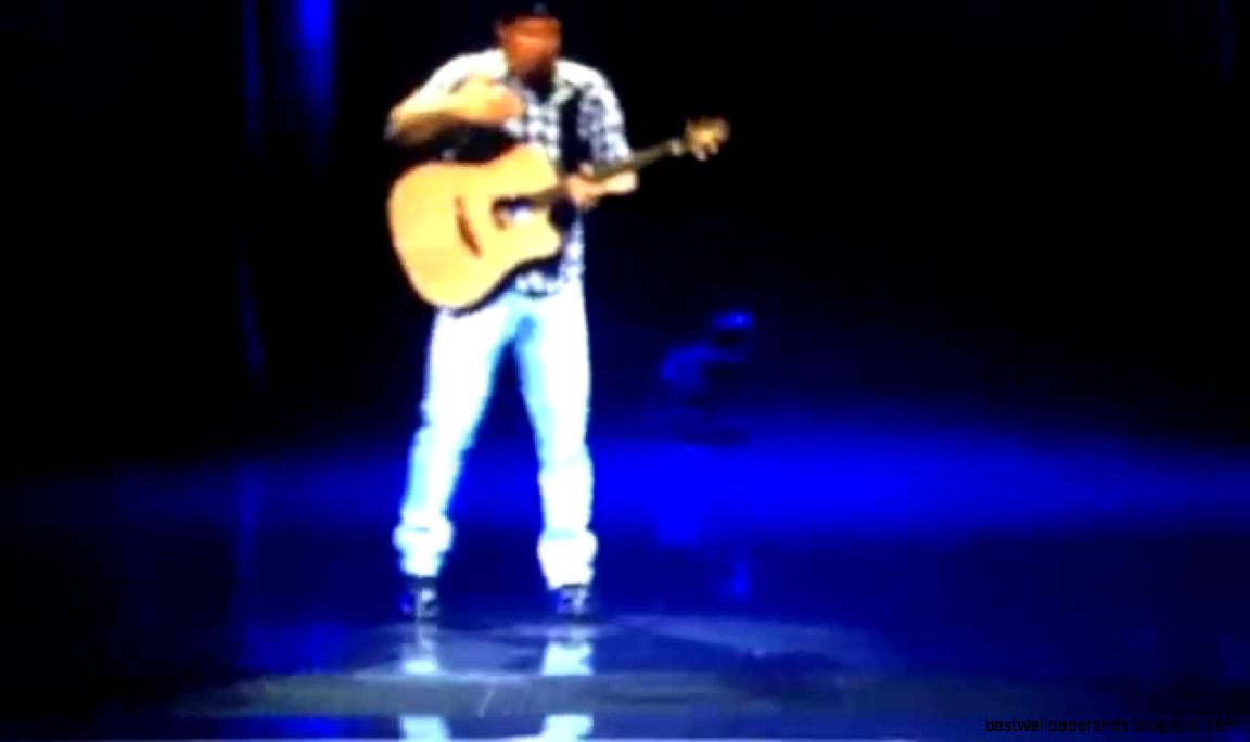 Garth brooks live Wynn Vegas YouTube Garth brooks live Wynn Vegas YouTube