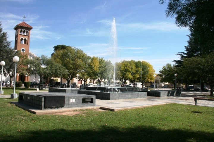 La plaza y su fuente