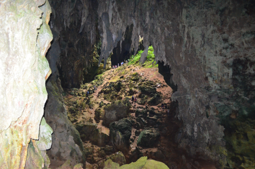 detailed guide on how to go to callao cave in budget