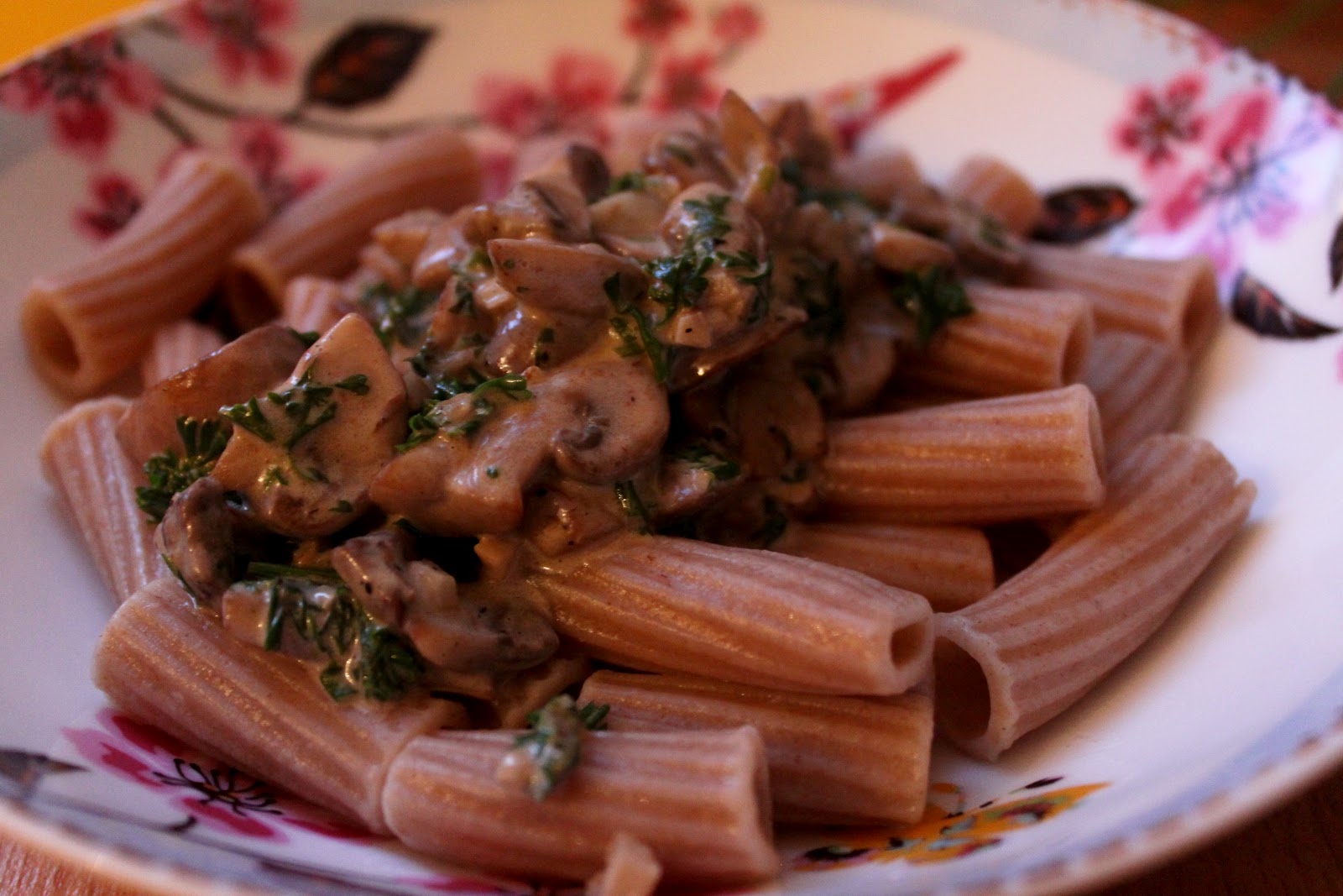 A passion.... Rigatoni con funghi al vino bianco