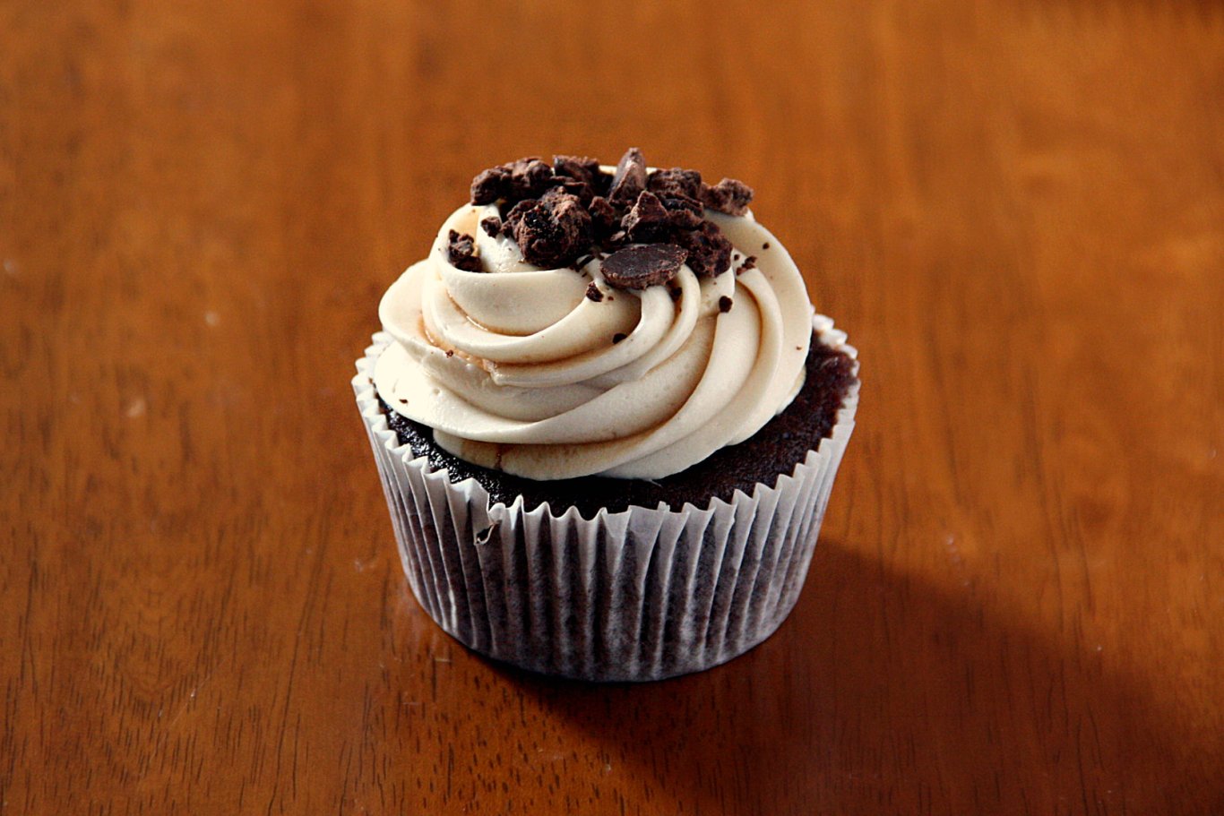 Art of Dessert Chocolate Espresso Cupcakes with Kahlua Cream Cheese