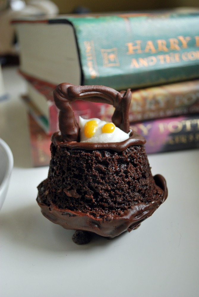 Larissa Another Day Harry Potter Cauldron Cakes