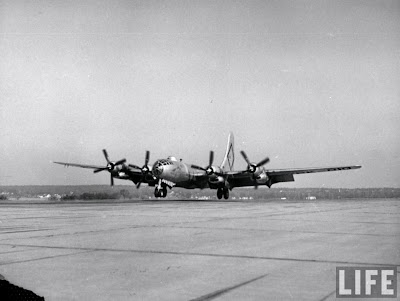 B-29 Lucky Lady II: O primeiro avião a dar a volta ao mundo sem escalas Lucky+Lady+II+-+A