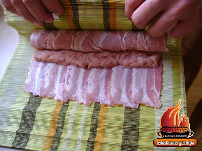 Rolada z mięsa wieprzowego w glazurze miodowo musztardowej BBQ grill mistrz grillowanie grilla 