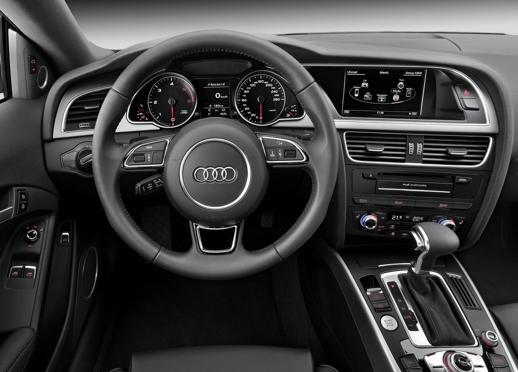 2012-Audi-A5-Coupe-Dash-Interior-Design-