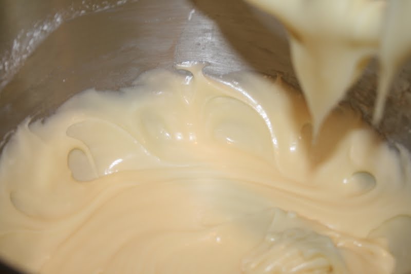 everything to entertain Gooey Toffee Butter Cake