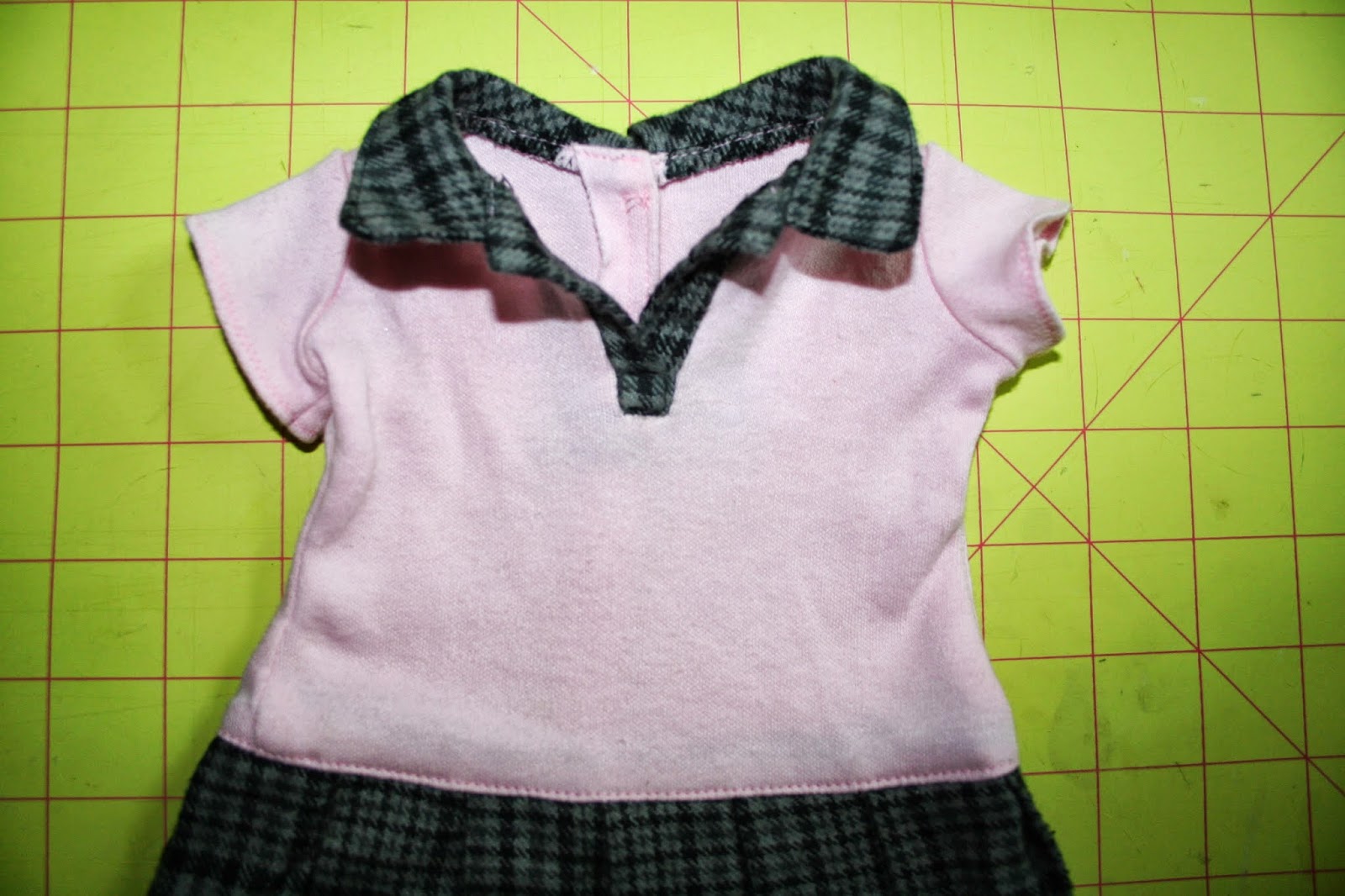 Arts and Crafts for your American Girl Doll School Outfit for American