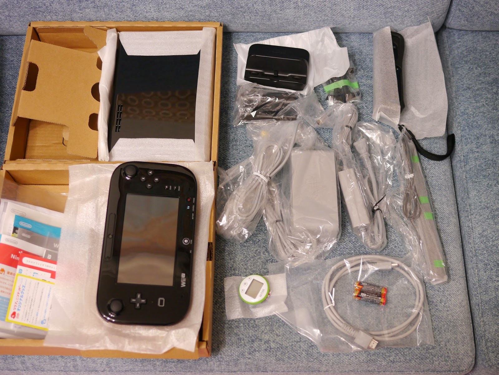 依兩爸的543 結果還是入手的wii U