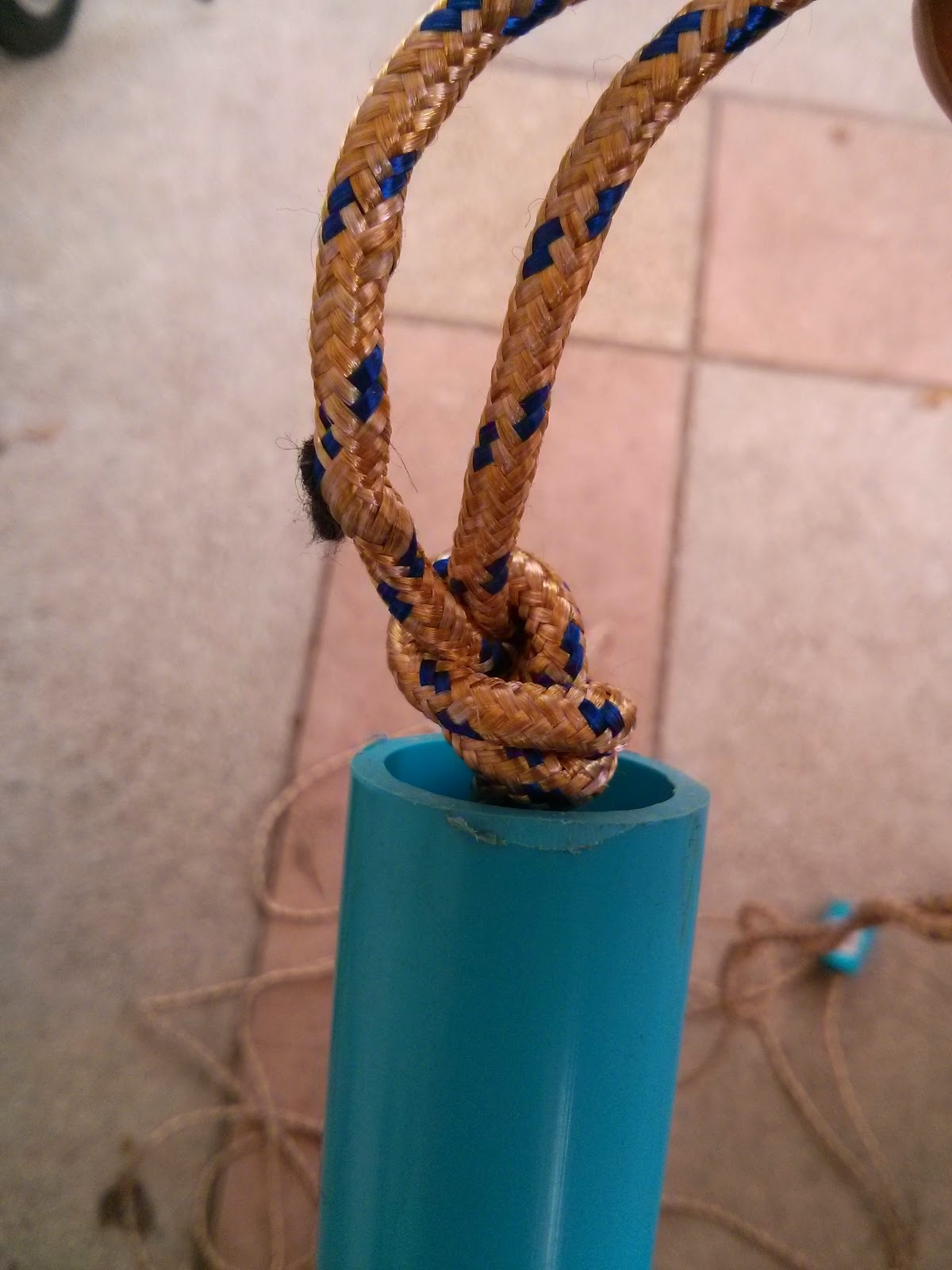 Thomas Wanhoff in Thailand How to make a DIY snake catching stick