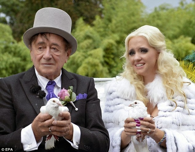 article-0-2156803600000578-319_634x494.j