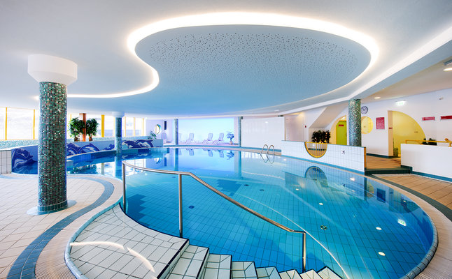 Swimming Pool Designs: Indoor swimming pools