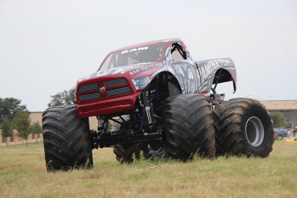 Mike Brown Ford Chrysler Dodge Jeep Ram Truck Car Auto