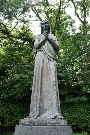 peace mount akron cemetery ohio resident bob smith famous dr most