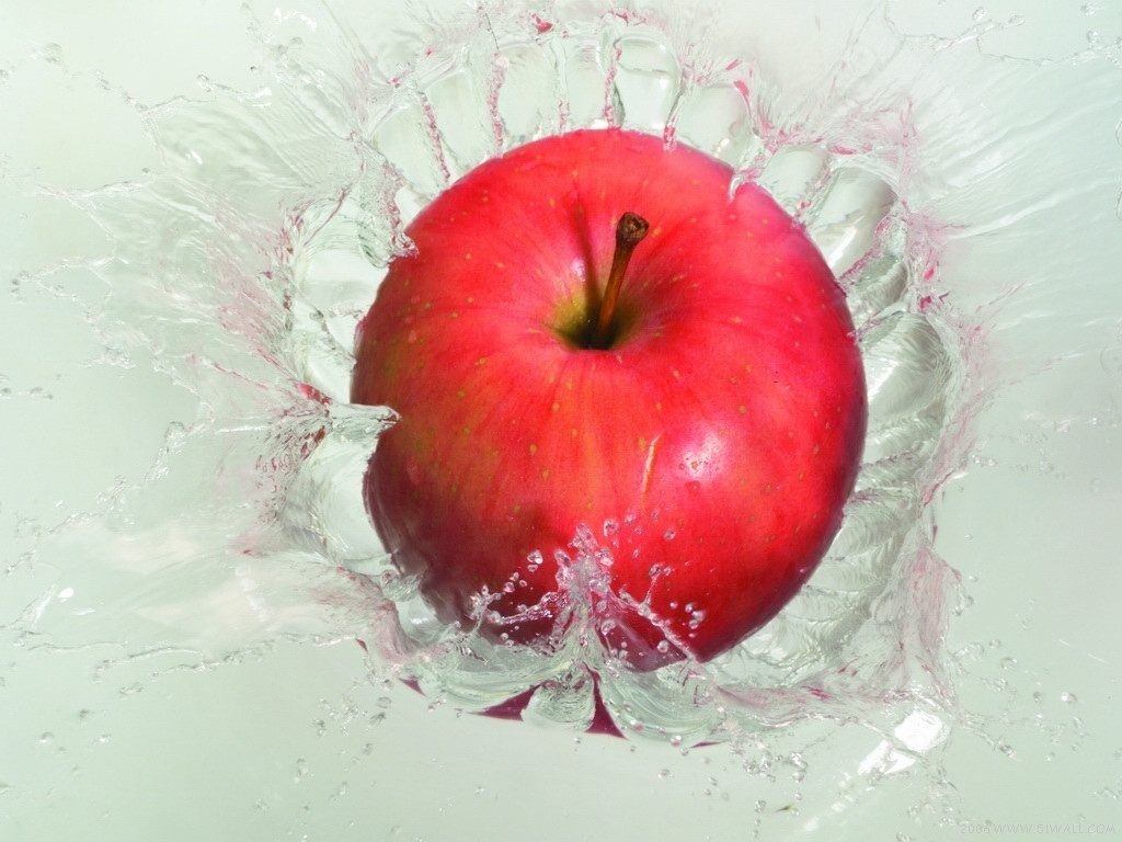 http://3.bp.blogspot.com/-cT4tnVkHZrs/TvLhvDuP2qI/AAAAAAAABxs/94BJhg9Si5c/s1600/fruit-art-wallpaper-apple_in_water_1024x768.jpg