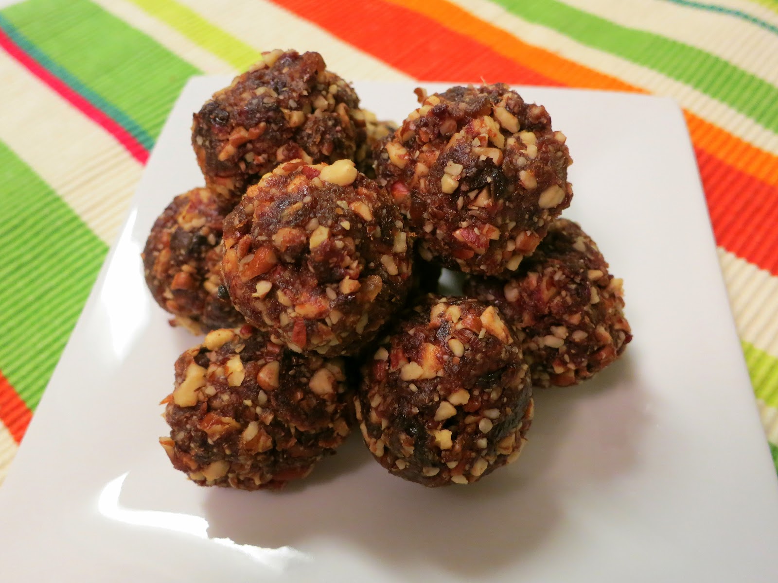 Elizabeth's Dutch Oven Homemade Cherry Pie Lara Bars