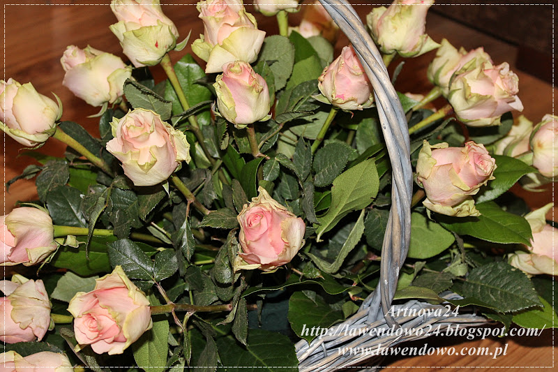 Artnova24 Kosz Z Rozami Krok Po Kroku Tutorial Florystyczny