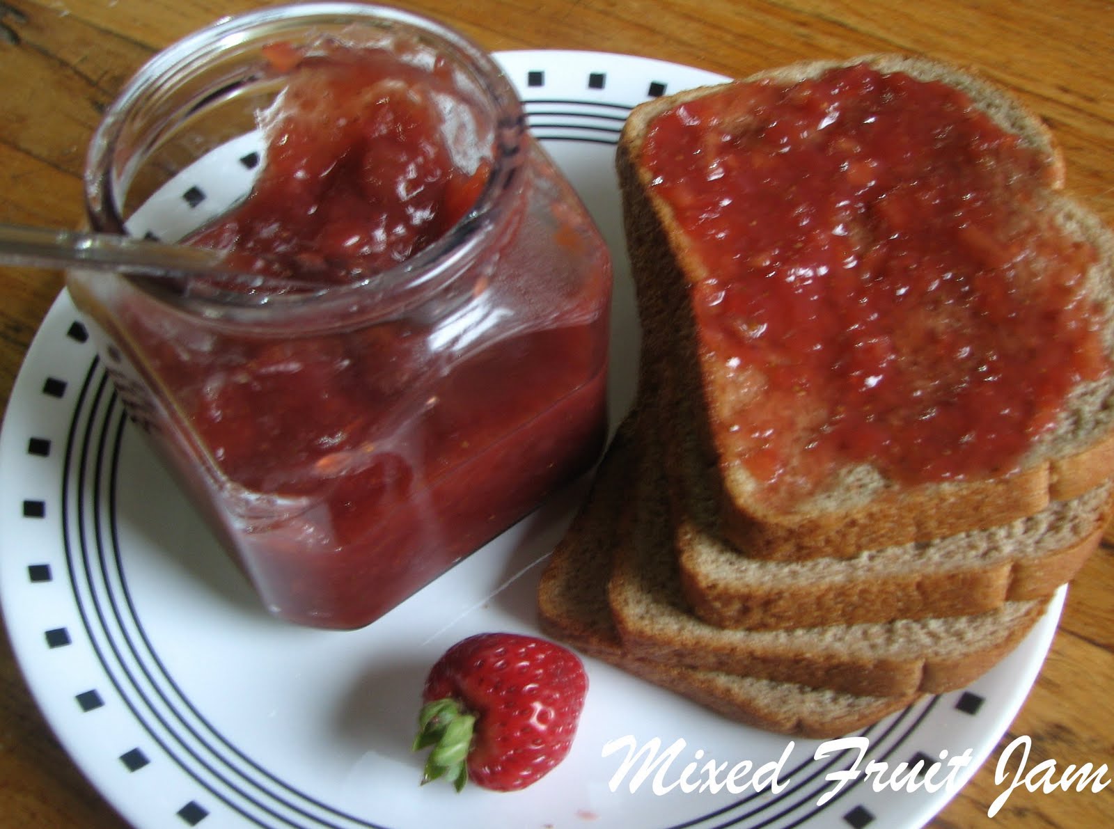 Hot pot cooking Mixed Fruit Jam