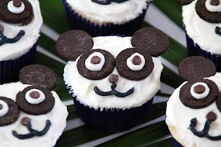 Life Is Sweets: August 2011
