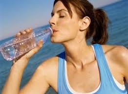 tomar agua es muy importante para tu salud!