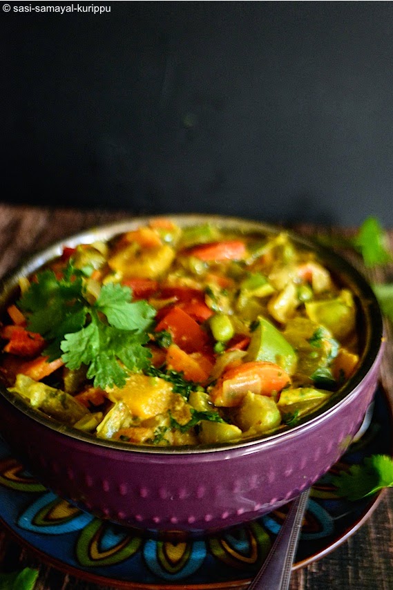 SASI'S KITCHEN Capsicum Kurma