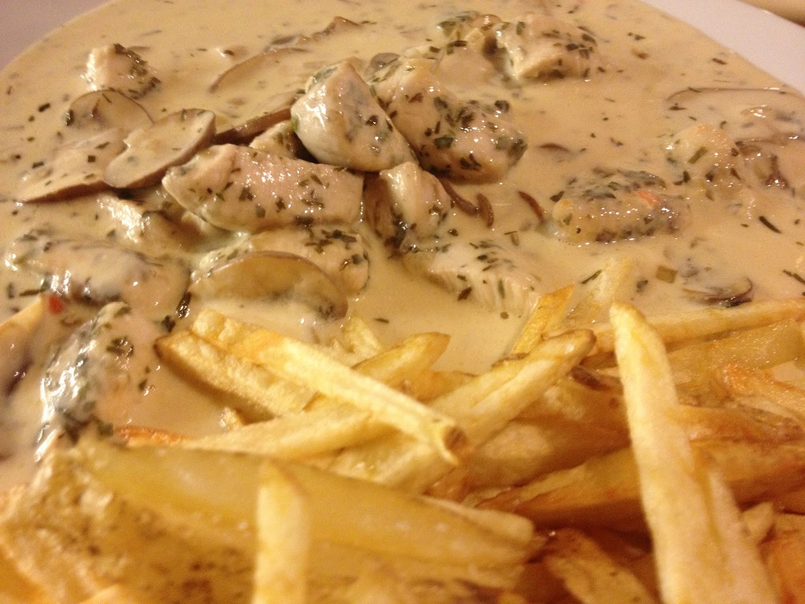 Free From G. Chicken And Mushroom In A Creamy Tarragon Sauce