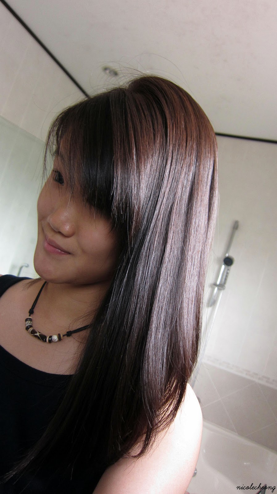 Details In The Fabric Liese Bubble Hair Dye in Chestnut Brown