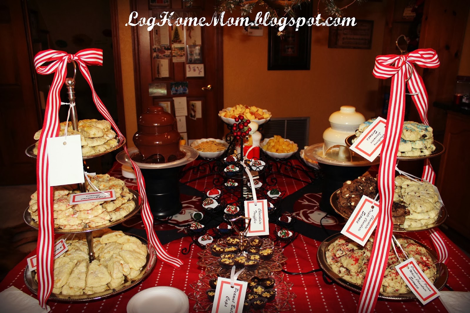 Log Home Mom Christmas Makes Me Feel Emotional