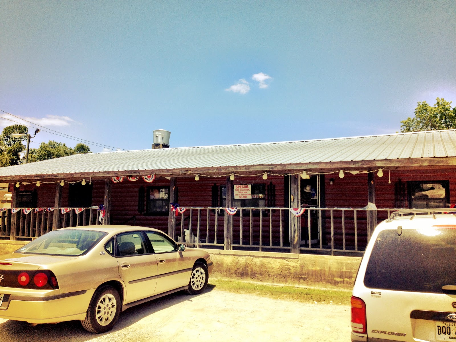 The Barbecue Hunt Neal's BarBQue (Thomson, GA)