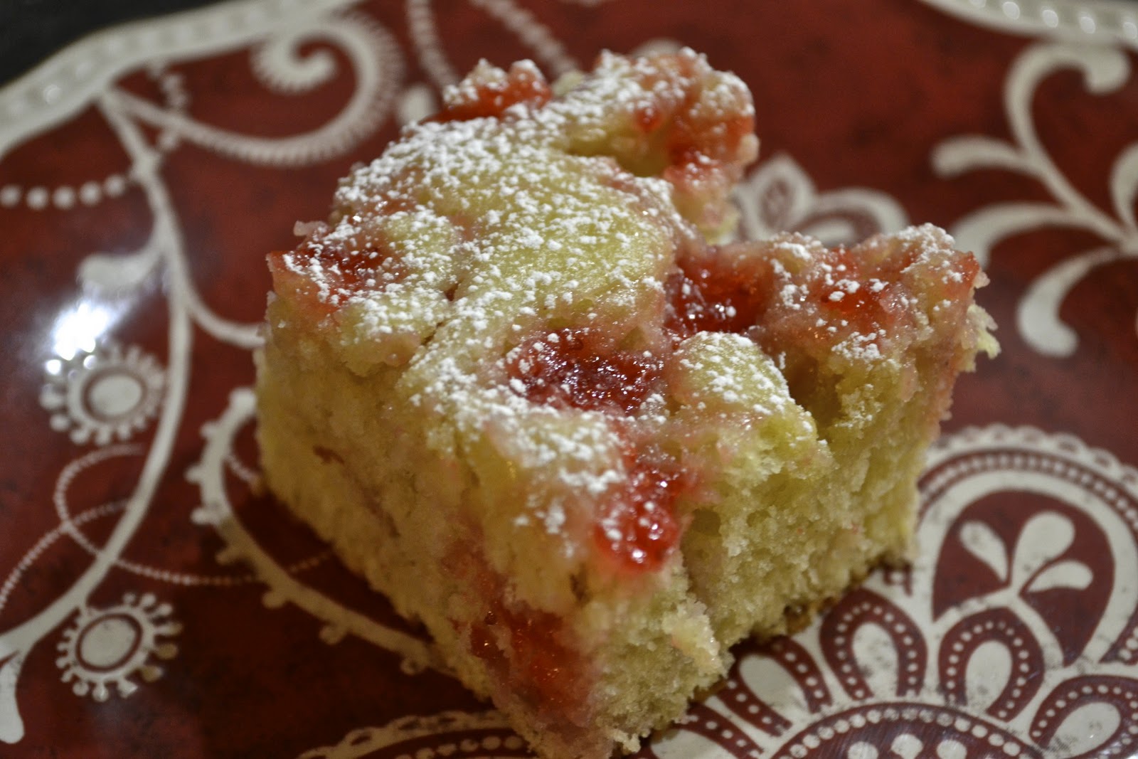 "Pointless" Meals Cream Cheese Strawberry Coffee Cake