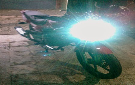 motos con luces HD