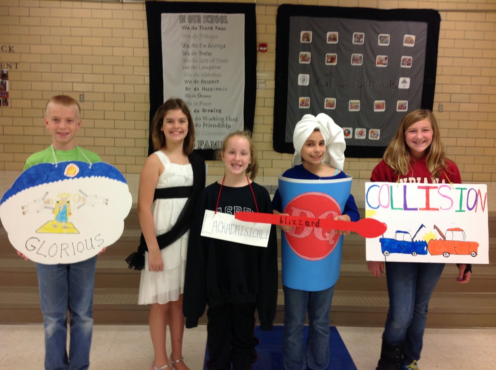 Mrs. Hanneman's Team: A Vocabulary Parade
