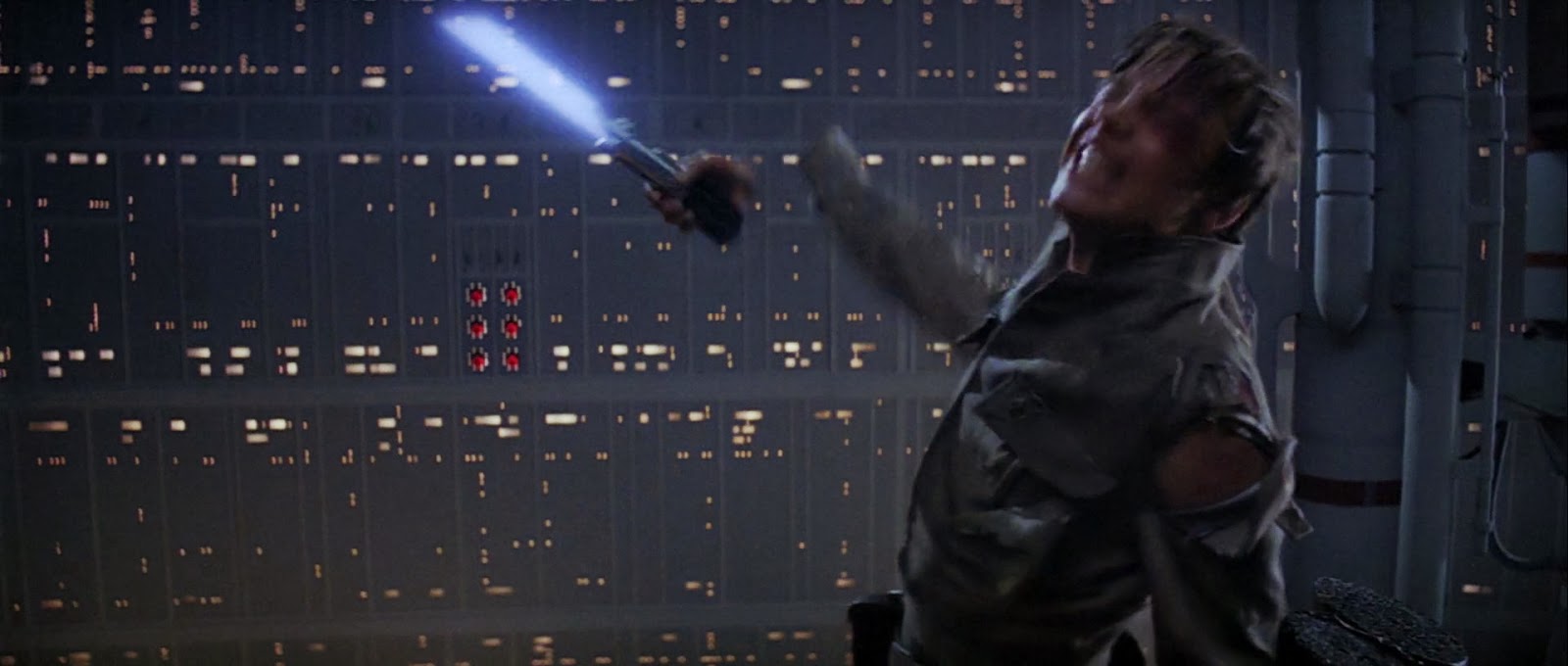 http://3.bp.blogspot.com/-ckBCIOHbSGg/UtSuIH4BgPI/AAAAAAAAMyw/nqV50AUHVbU/s1600/star-wars5-movie-screencaps.com-13014.jpg