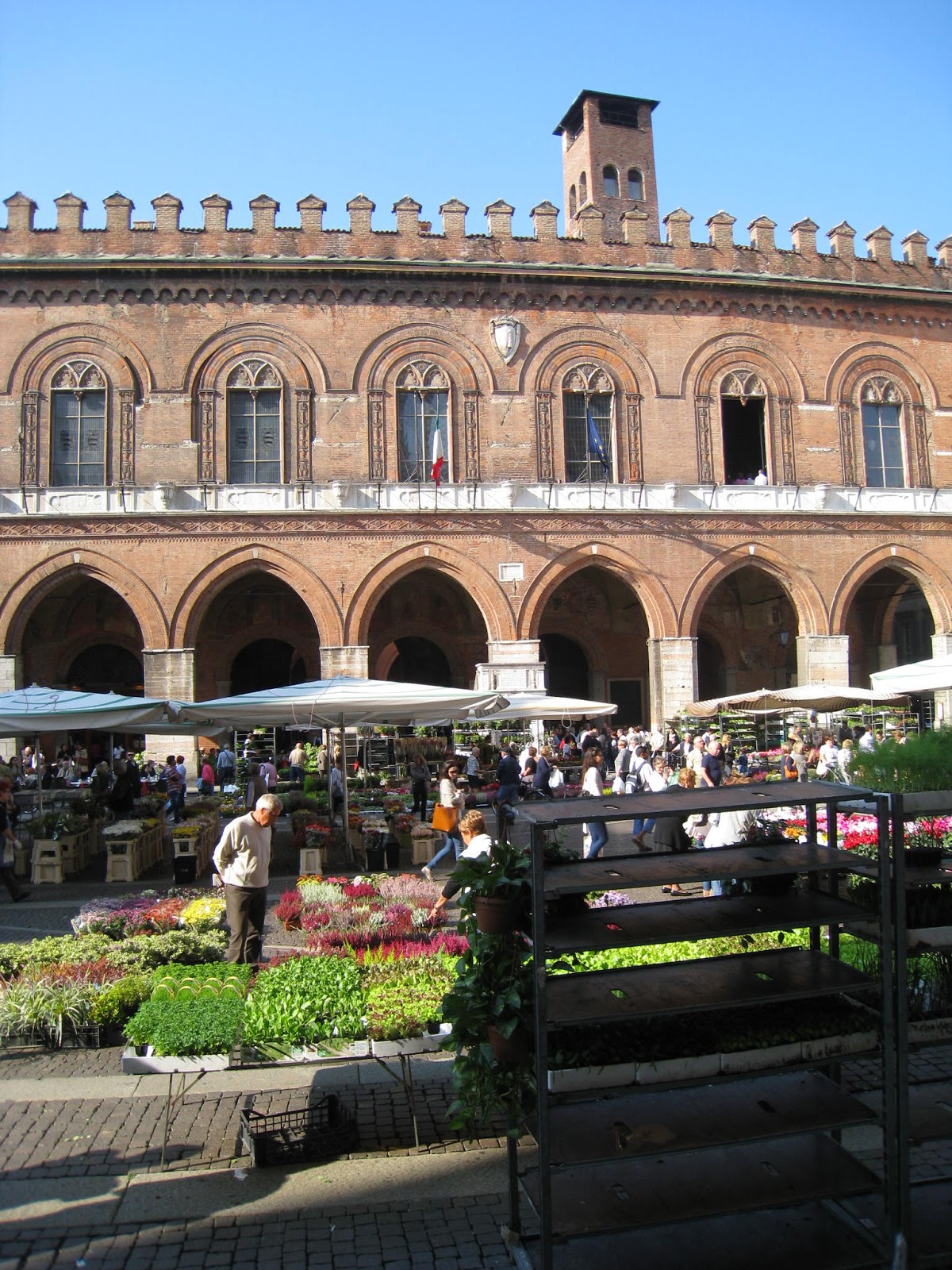 Abbastanza Buono Living in Italy A Visit to Cremona