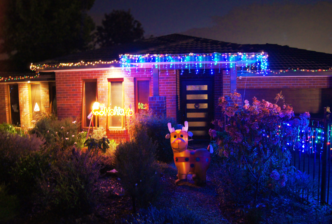 NixPages THE BOULEVARD CHRISTMAS LIGHTS