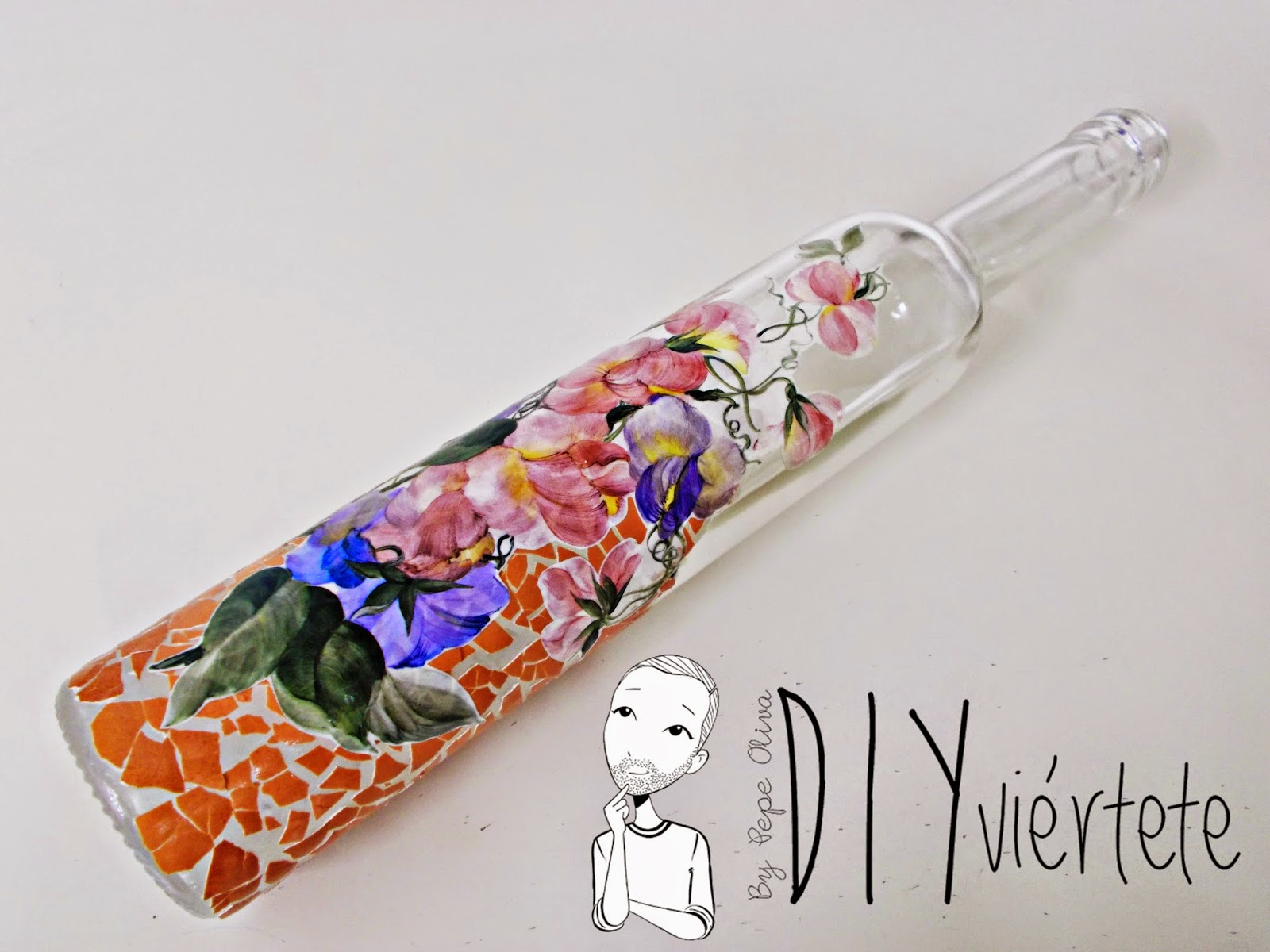 DIY-ideas decoración-reciclaje-diogeneras-botella-cristal-vidrio-cáscaras de huevo-decoupage-1