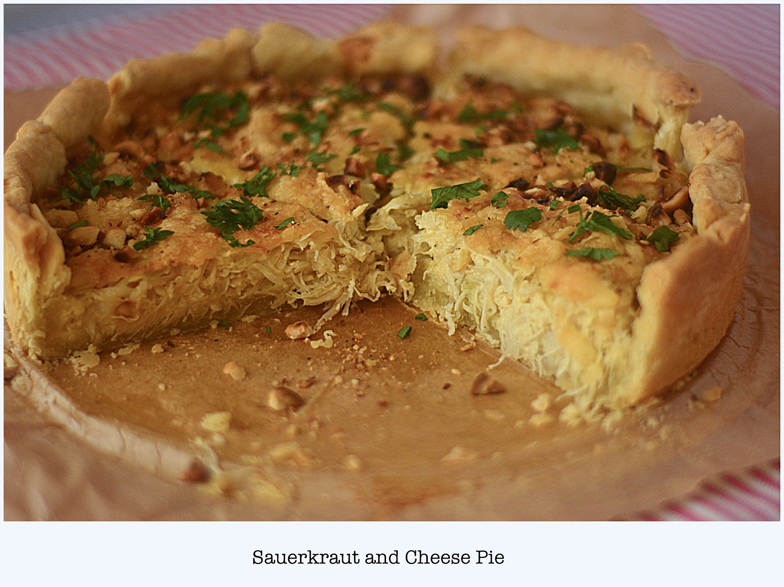 nodesserts Sauerkraut and Cheese Pie