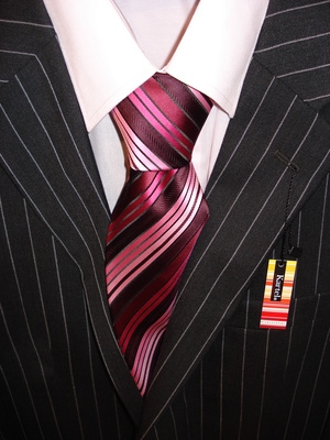 Does A Striped Tie Go With A Plaid Shirt