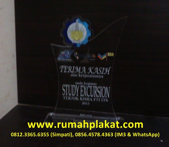 Souvenir Cinderamata Akrilik untuk Ucapan Terima Kasih